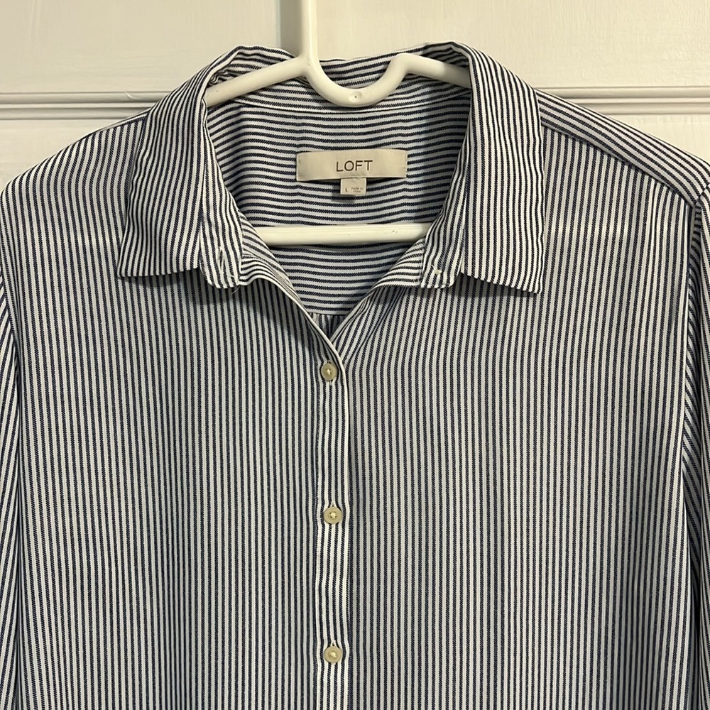 LOFT Black and White Striped Blouse - Picture 2 of 6